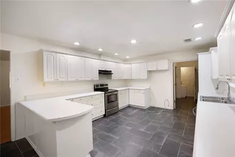 Kitchen - 1375 Pine Hill Rd, Dover, AR 72837 photo 3 of 6