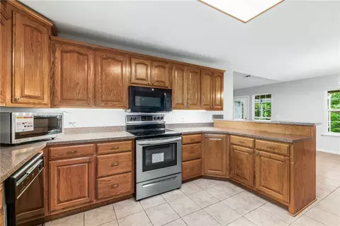 Kitchen - 22198 W War Eagle Rd, Springdale, AR 72764 photo 2 of 3