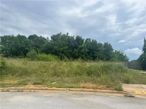1399 Bridgeboro Ave, Springdale, AR 72764