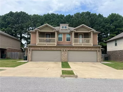 12371239 Sicily Ln, Fayetteville, AR 72704