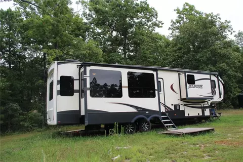 6085 N Hwy 14, Yellville, AR 72687