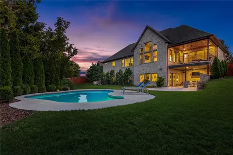 3120 Laurel Cir, Centerton, AR 72719