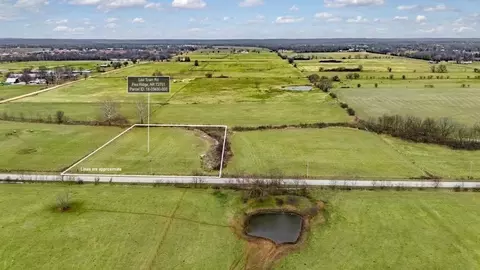 Lee Town Road, Pea Ridge, AR 72751
