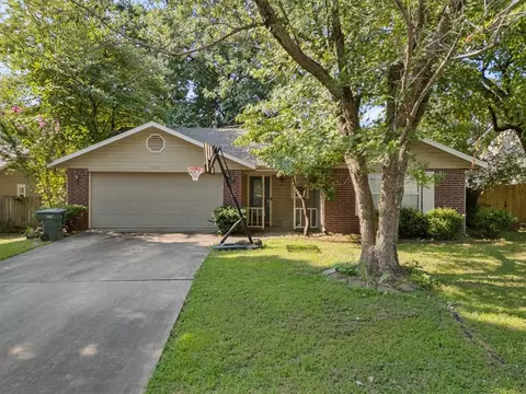 3169 Mica St, Fayetteville, AR 72704
