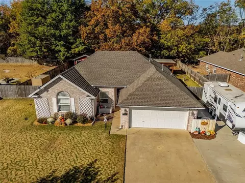 2233 Brookview St, Elkins, AR 72727