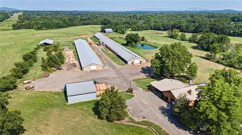 10577 Pleasant Valley Ln, Ola, AR 72853