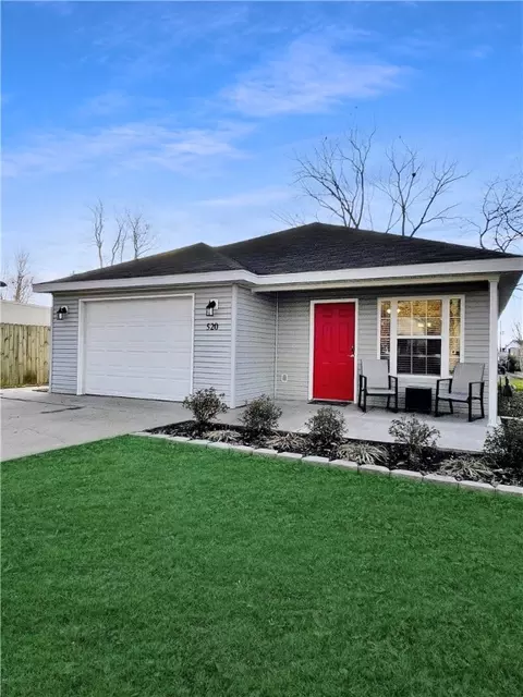 520 SE D St, Bentonville, AR 72712