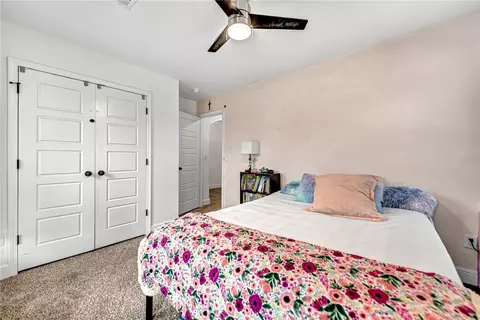 Bedroom - 2141 Periwinkle Pl, Centerton, AR 72719 photo 3 of 9