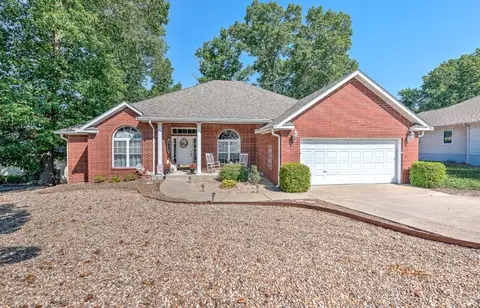 60 Taylor Dr, Bella Vista, AR 72714