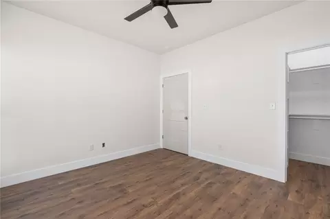 Bedroom - 504 Waggoner Ln, Barling, AR 72923 photo 5 of 9