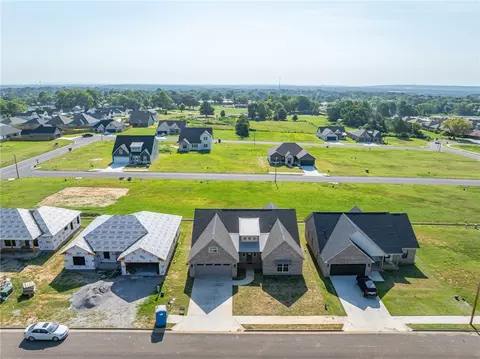 View/Area - 504 Waggoner Ln, Barling, AR 72923 photo 7 of 10
