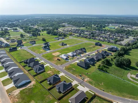 View/Area - 504 Waggoner Ln, Barling, AR 72923 photo 9 of 10