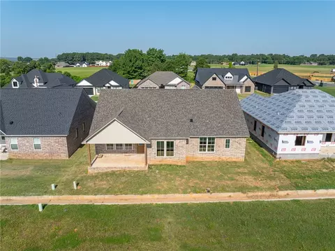 View/Area - 504 Waggoner Ln, Barling, AR 72923 photo 1 of 10