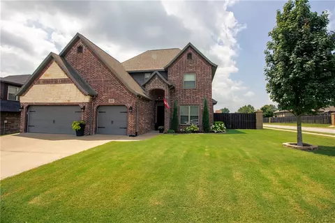 6400 S 46th Blvd, Rogers, AR 72758