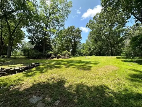 E Walnut Street, Rogers, AR 72756
