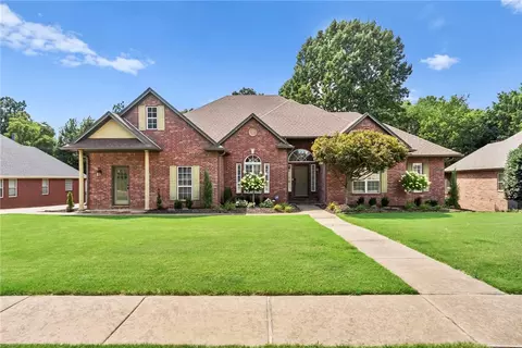 4018 Saulsbury St, Springdale, AR 72762