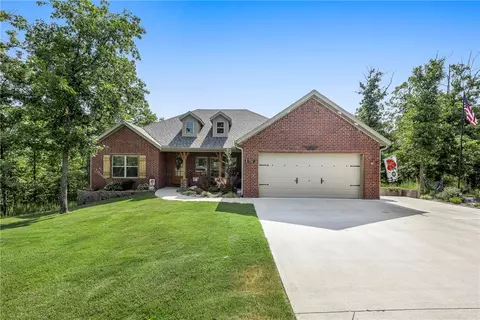 2 Islay Ln, Bella Vista, AR 72715