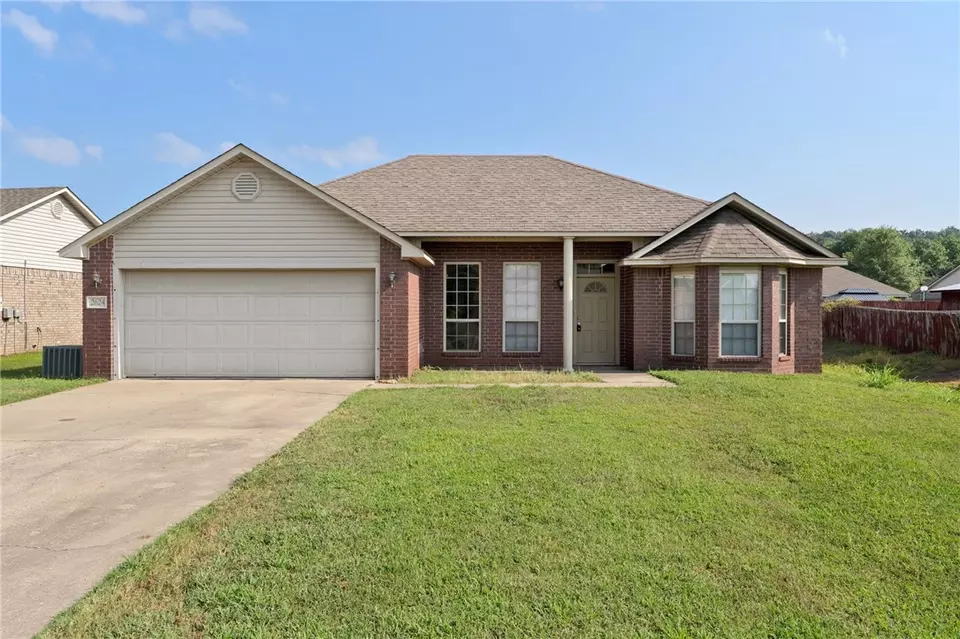 Exterior - 2624 Red Oak Dr, Van Buren, AR 72956 photo 1 of 7