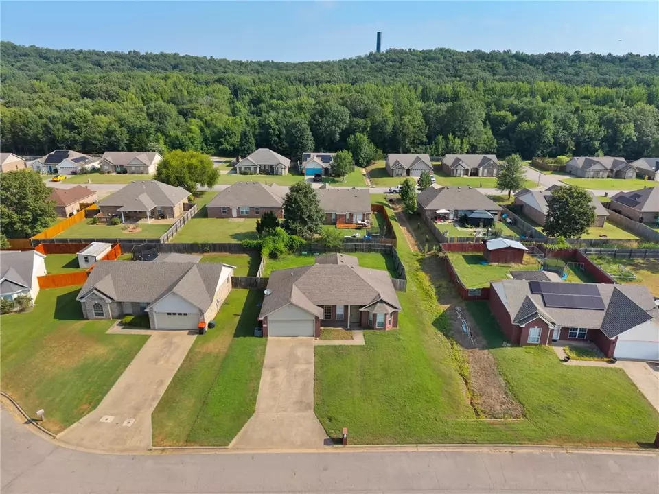 View/Area - 2624 Red Oak Dr, Van Buren, AR 72956 photo 2 of 7