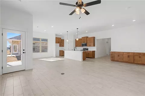 Living - 230 Ryker Rdg, Centerton, AR 72719 photo 3 of 5