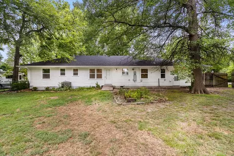Exterior - 301 Michael St, Springdale, AR 72764 photo 11 of 14