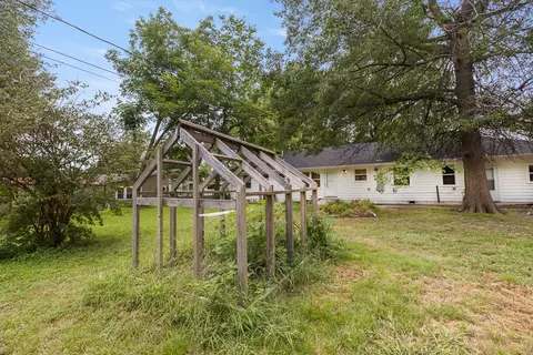 Exterior - 301 Michael St, Springdale, AR 72764 photo 7 of 14