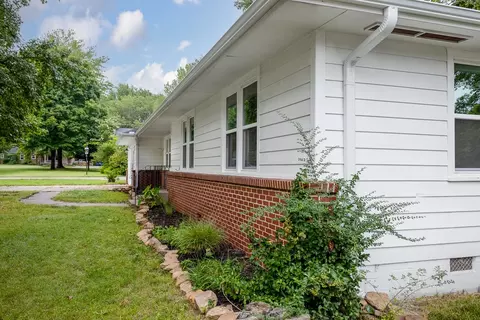 Exterior - 301 Michael St, Springdale, AR 72764 photo 2 of 14