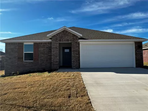 521 Colorado St, Farmington, AR 72730