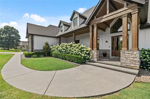 Exterior - 5888 E Sparkling Rd, Springdale, AR 72764 photo 8 of 13