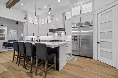 Kitchen - 5888 E Sparkling Rd, Springdale, AR 72764 photo 3 of 8