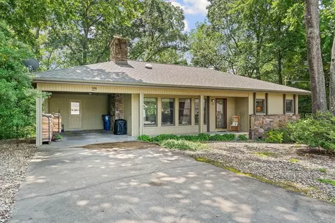 29 Penzance Dr, Bella Vista, AR 72714