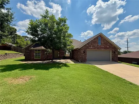 Exterior - 5541 Blake Ln, Springdale, AR 72762 photo 2 of 3