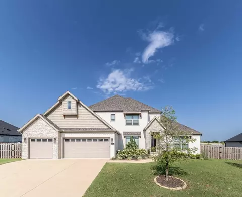 369 S Emerald Woods Run, Farmington, AR 72730