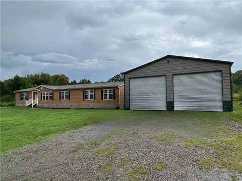 8323 Hobbtown Rd, Rudy, AR 72952