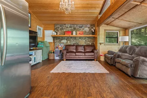 Living - 48 Nc 6015, Jasper, AR 72641 photo 1 of 2