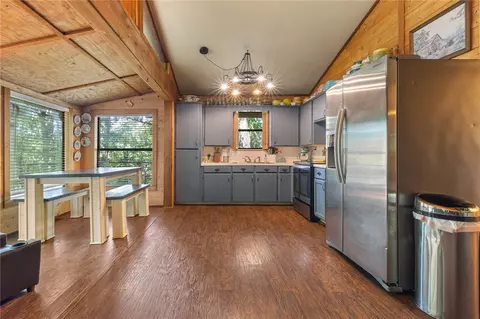 Kitchen - 48 Nc 6015, Jasper, AR 72641 photo 1 of 3