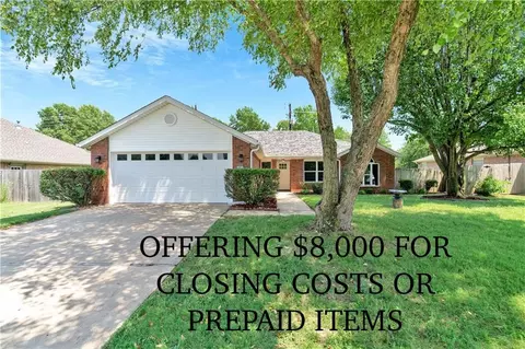 1491 Seneca St, Springdale, AR 72762