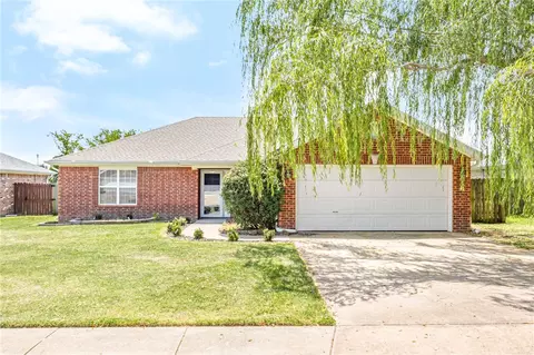 1020 Applewood Cir, Centerton, AR 72719
