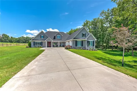 5299 S Morning Star Rd, Bentonville, AR 72713
