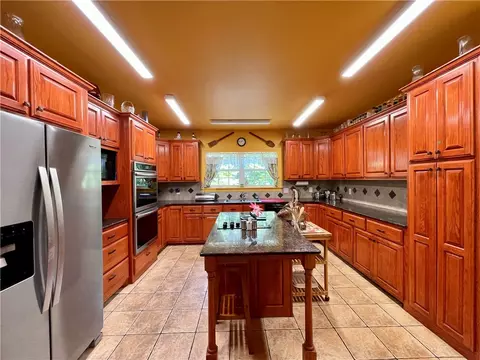 Kitchen - 895 Madison 6180, Wesley, AR 72773 photo 1 of 2