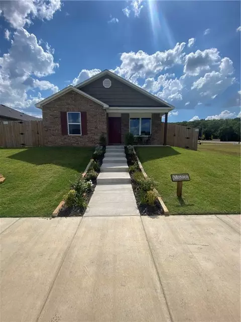 2614 S Ouachita Dr, Fayetteville, AR 72701