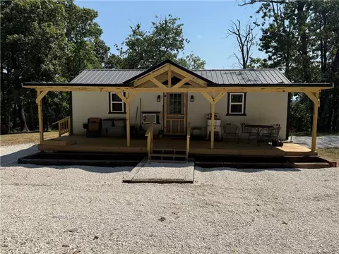 14271 Skyview East Rd, West Fork, AR 72774