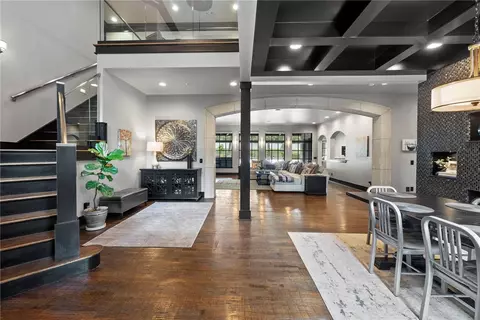 3103 Valley View Dr, Springdale, AR 72762 photo 4