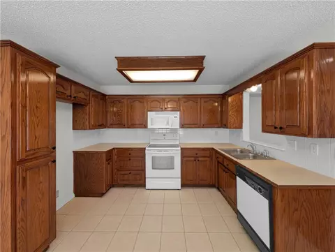Kitchen - 107 Birch St, Centerton, AR 72719 photo 1 of 2