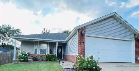 Exterior - 2664 Brookside St, Springdale, AR 72764 photo 2 of 5