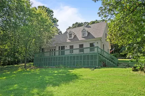 4017 Valerie Dr, Fayetteville, AR 72703