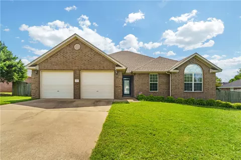 1321 S St Andrews Cir, Fayetteville, AR 72701