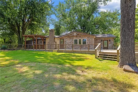 13941 Holloway Rd, Hiwasse, AR 72739