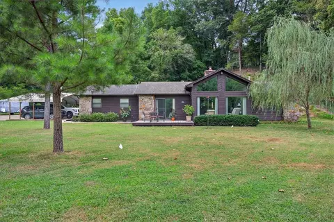 16603 Patterson Rd, Pea Ridge, AR 72751