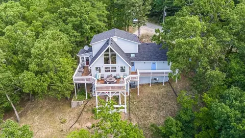 53 Arapahoe Dr, Holiday Island, AR 72631
